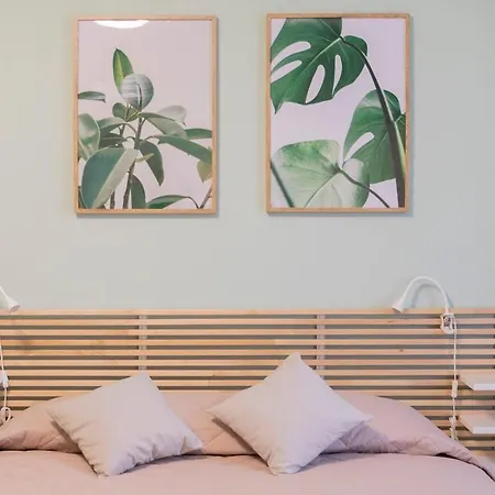 Appartement Vatican-cipro Spacious With A Balcony *